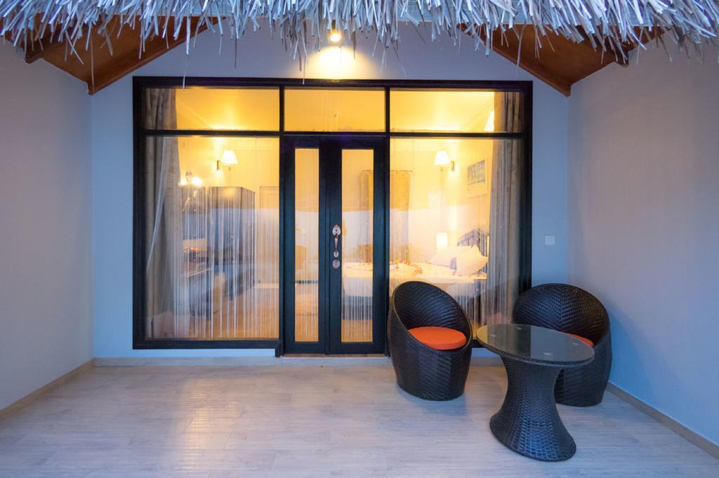 Local Island Inn Hangnaameedhoo Exterior foto